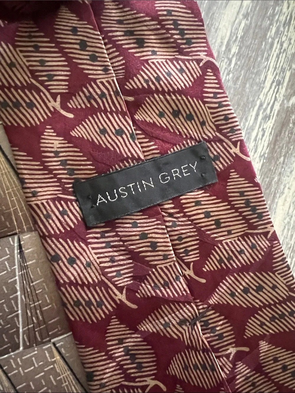 5 Men's Burgundy,browns & golds Patterned Silk Tie - Classic Formal Accessory.